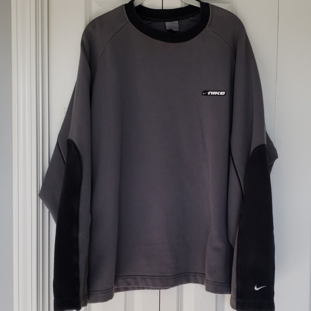 Vintage Nike sweatshirt